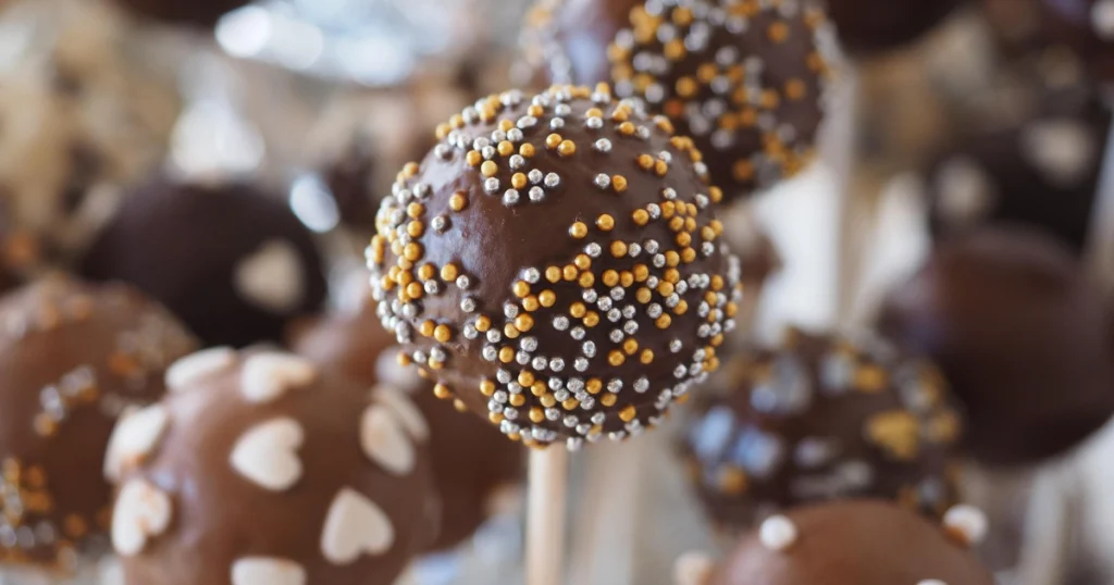 How to Make Starbucks Cake Pops